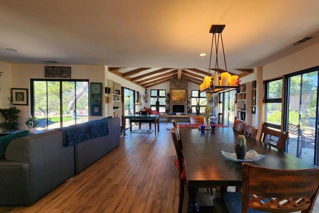 5855 Ithaca Place, San Diego CA: https://media.crmls.org/mediaz/7c88aafa-1103-407a-a6a8-7aa452147d5a.jpg