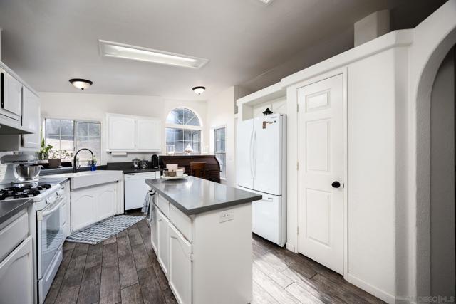 Image 9 of 54 For 20855 Cinnamon Dr