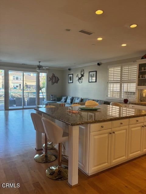 Detail Gallery Image 5 of 23 For 1470 Viewpoint Dr, Oxnard,  CA 93035 - 4 Beds | 3 Baths