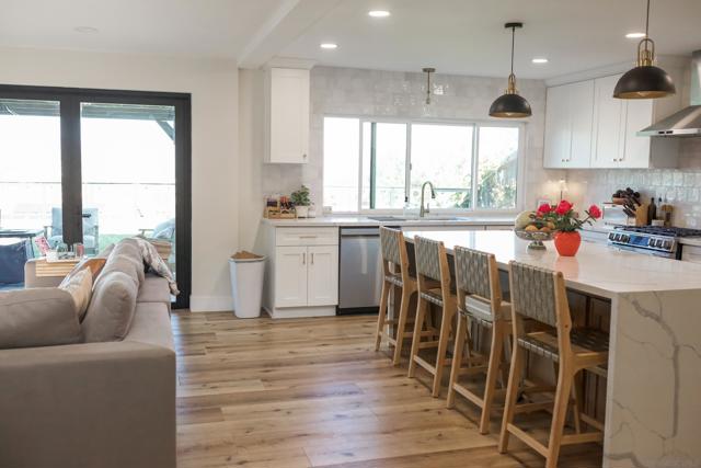 1615 Honey Hill Rd, El Cajon CA: https://media.crmls.org/mediaz/7c89bab4-2db4-457c-b2da-e1f1e670644f.jpg