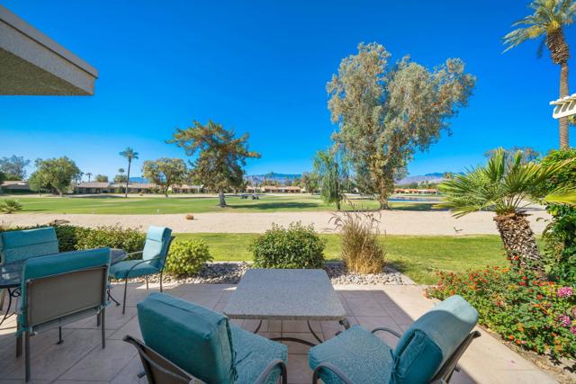 77361 Preston Trail, Palm Desert CA: https://media.crmls.org/mediaz/7c8a242e-e47c-416d-b538-cfcaec13fd75.jpg