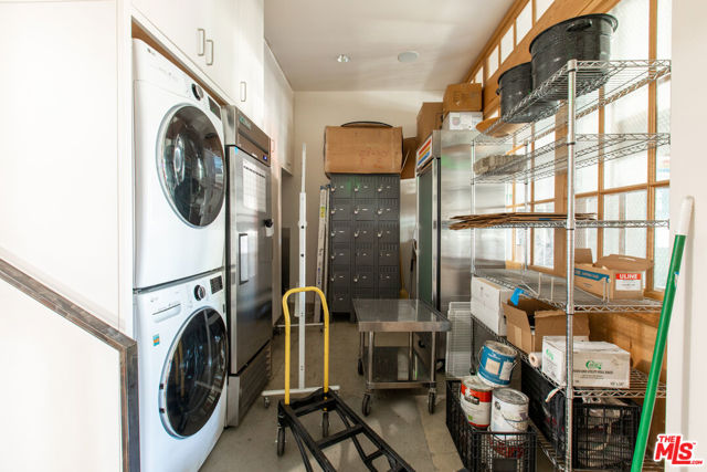 12906 Venice Boulevard, Los Angeles CA: https://media.crmls.org/mediaz/7c8ab89c-767c-43d6-b766-f0ddee387001.jpg