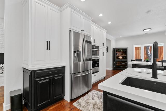29 Kite Hill Road, Santa Cruz CA: https://media.crmls.org/mediaz/7c8aedc5-5842-40e5-91a6-244498e3f859.jpg