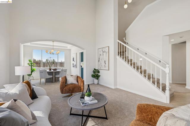 2004 Fries Ct, Martinez CA: https://media.crmls.org/mediaz/7c8ba478-b684-4452-b072-e0be88f29824.jpg