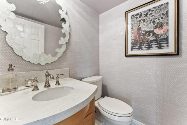 4543 Silverbell Circle, Moorpark CA: https://media.crmls.org/mediaz/7c8bd69e-c551-4803-beb6-b0376146be57.jpg