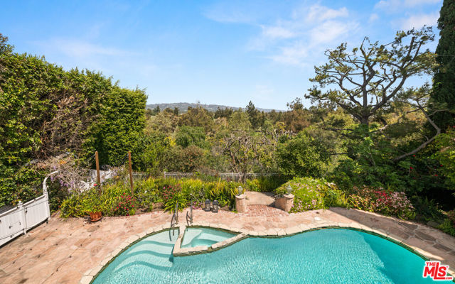 850 Birchwood Drive, Los Angeles CA: https://media.crmls.org/mediaz/7c8c3b1a-27f7-4817-a34c-7325c29fc0c6.jpg