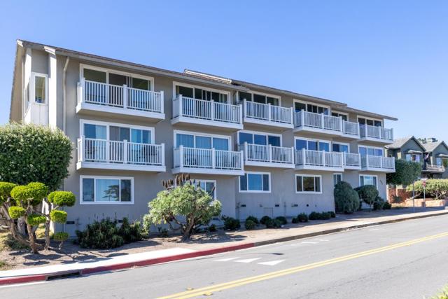 585 Ocean View Boulevard, Pacific Grove CA: https://media.crmls.org/mediaz/7c8cea68-f6da-47fc-ab53-a2f289413570.jpg