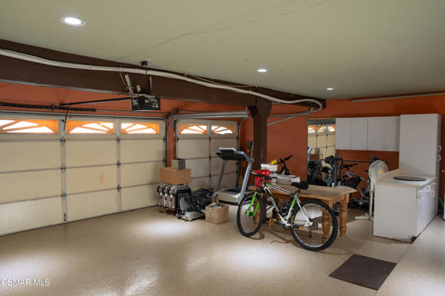 1694 Margate Place, Westlake Village CA: https://media.crmls.org/mediaz/7c8d34f3-22b0-4fa0-bad2-b05c0f5aa0b1.jpg
