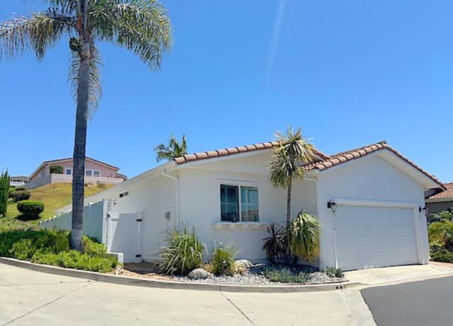 2010 W San Marcos Blvd, San Marcos CA: https://media.crmls.org/mediaz/7c8d7d8a-0ce1-43a6-83ff-ceecec6459a0.jpg