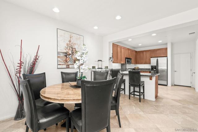 13033 Lamia Point, San Diego CA: https://media.crmls.org/mediaz/7c8f2070-20a0-4b91-9263-6855dffbe520.jpg