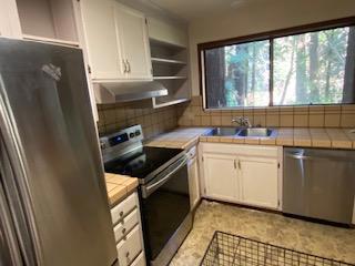 8170 Pescadero Creek Road, Loma Mar, California 94021, 3 Bedrooms Bedrooms, ,2 BathroomsBathrooms,Single Family Residence,For Sale,Pescadero Creek,ML81959901