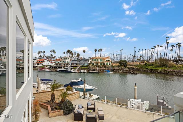 3097 Bayshore Avenue, Ventura CA: https://media.crmls.org/mediaz/7c8f75a3-7d56-44e1-a2ab-ce152fe0bac8.jpg