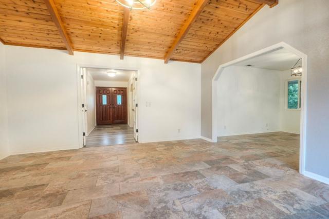 23003 Arjo Lane, Ramona, California 92065, 3 Bedrooms Bedrooms, ,2 BathroomsBathrooms,Single Family Residence,For Sale,Arjo Lane,250040733SD