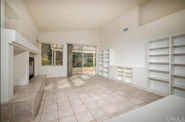 Detail Gallery Image 9 of 29 For 11063 Mulgrave Rd Rd, San Diego,  CA 92131 - 3 Beds | 2 Baths