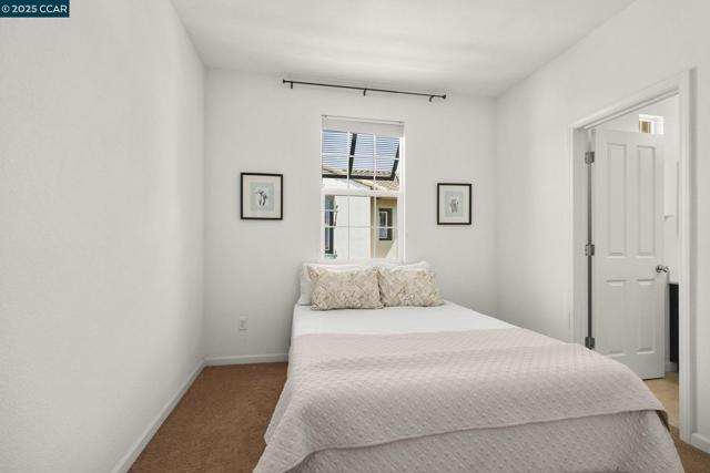 1503 Trailsside Circle, Concord CA: https://media.crmls.org/mediaz/7c904c18-cfa1-4298-8540-7c6b02b7c55e.jpg