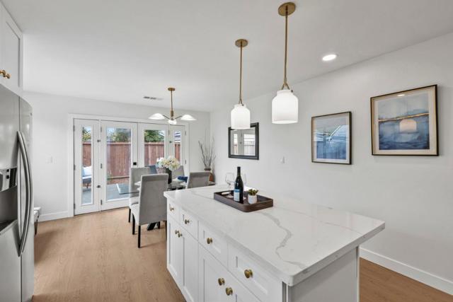 1575 Acacia Way, Morgan Hill CA: https://media.crmls.org/mediaz/7c919a27-0f86-43c5-a0db-b51ae30152ed.jpg