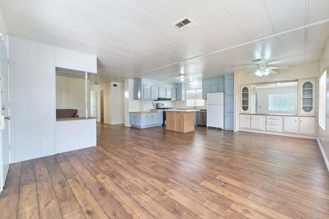 14777 Palm Drive, Desert Hot Springs CA: https://media.crmls.org/mediaz/7c926491-7198-49bf-9282-74d5ec86f8de.jpg