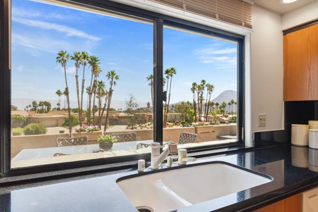 73231 Mariposa Drive, Palm Desert CA: https://media.crmls.org/mediaz/7c939848-7946-4cda-a145-68ce17b17ebe.jpg