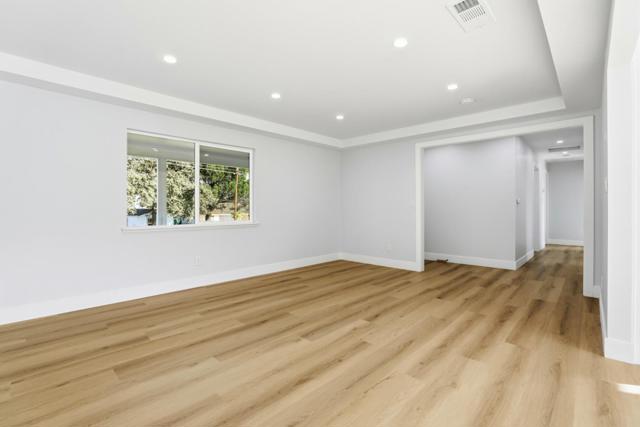 1361 Hillcrest Road, Hollister CA: https://media.crmls.org/mediaz/7c944f27-5912-4b69-b3bd-967cd0569d00.jpg