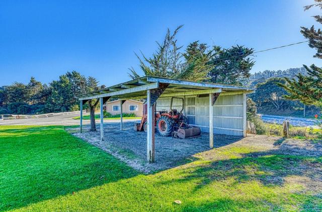 1051 San Miguel Cyn Road, Royal Oaks CA: https://media.crmls.org/mediaz/7c94bb27-47fb-410c-a170-efd92961e09e.jpg