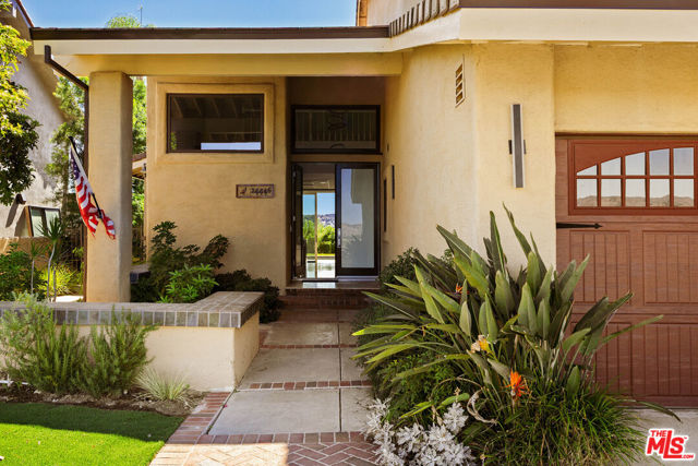 24446 Park Granada photo 2