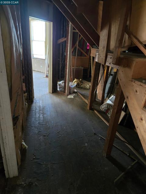 151 S 3Rd Ave, Oakdale CA: https://media.crmls.org/mediaz/7c94e02a-deb2-4820-bd3c-499cf99bbfec.jpg