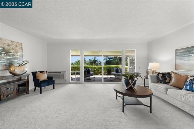 1256 Skycrest Dr, Walnut Creek CA: https://media.crmls.org/mediaz/7c94ff5b-17cc-4264-8c6f-24418dfed9fa.jpg