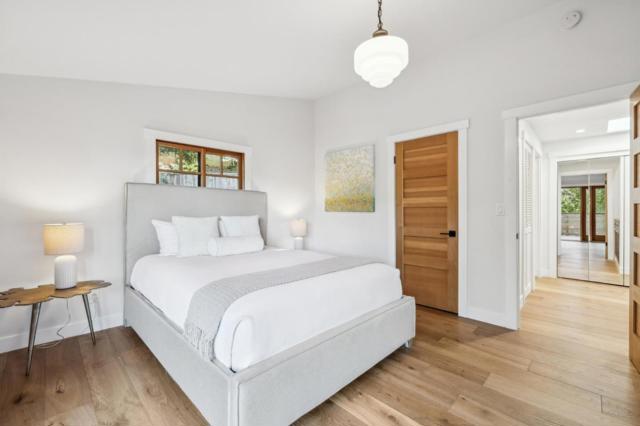 1023 Los Trancos Road, Portola Valley CA: https://media.crmls.org/mediaz/7c95338a-efff-4ca0-ab8e-e75c15fdbde7.jpg