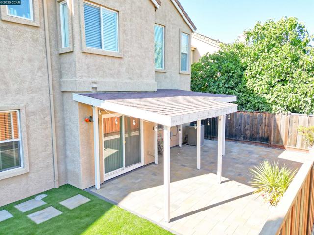 663 Greylyn Dr, San Ramon CA: https://media.crmls.org/mediaz/7c954210-7d0c-41c3-8fcf-8e1659d44622.jpg