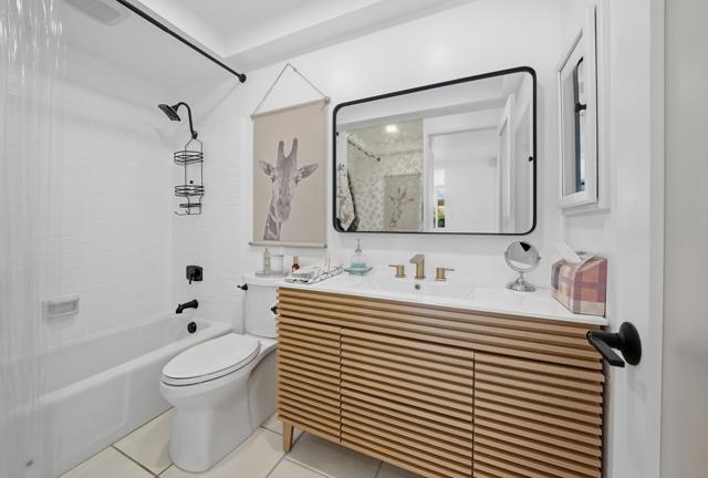 2440 S Linden Way #B, Palm Springs, CA 92264