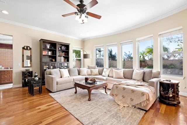 Detail Gallery Image 7 of 52 For 5273 Greenwillow Ln, San Diego,  CA 92130 - 5 Beds | 5/1 Baths