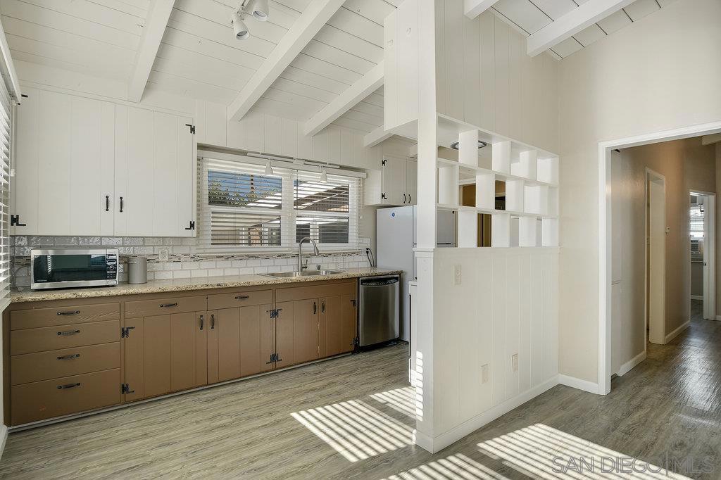 MLS #250035866SD img 5