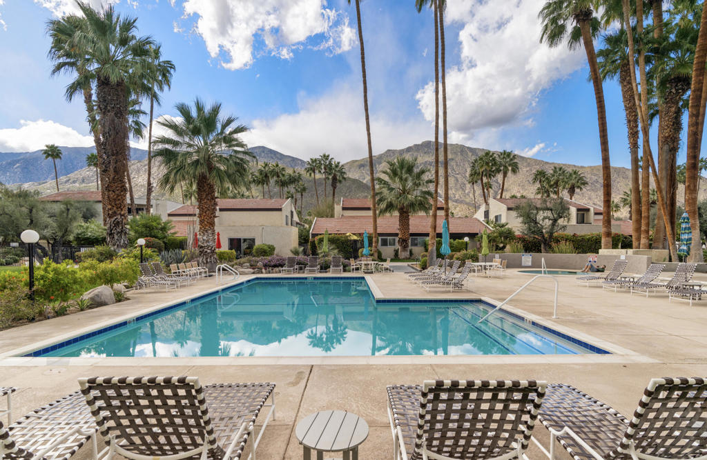 1492 S Camino Real #110