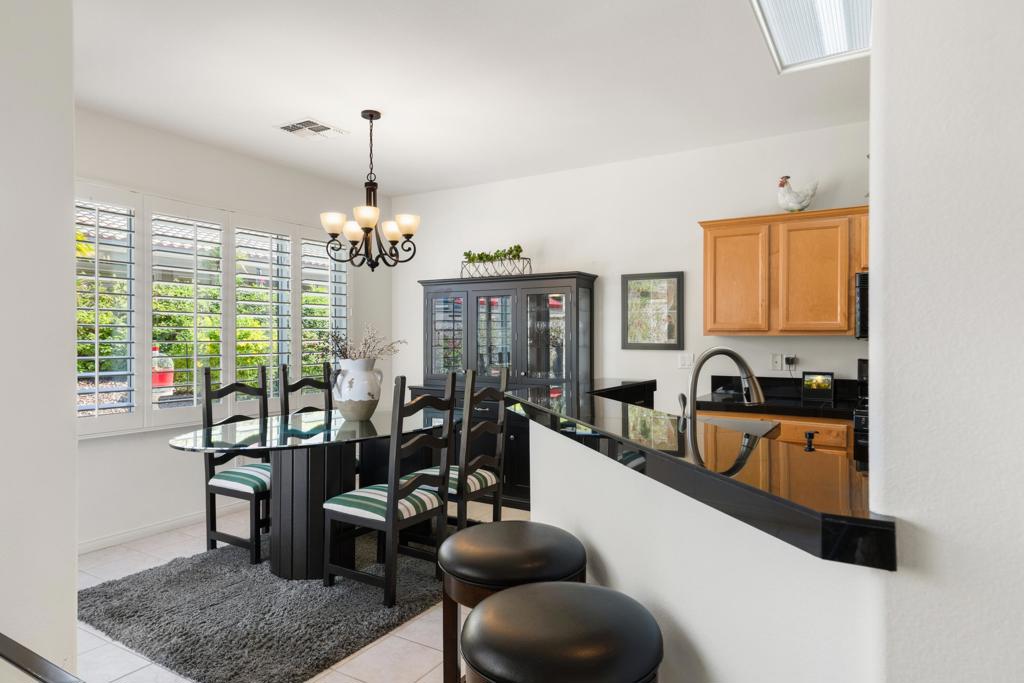 MLS #219135264DA image #5