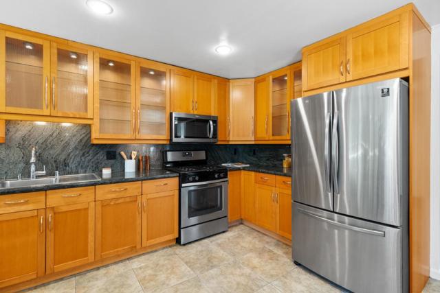 1220 Polk Spring Court, San Jose CA: https://media.crmls.org/mediaz/7c9ac88e-48d3-4974-a8f7-7fc2c45cda1c.jpg