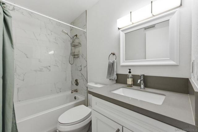 11941 Royal Rd, El Cajon CA: https://media.crmls.org/mediaz/7c9adf87-86aa-4b9e-aaa7-3edc3e0edbec.jpg