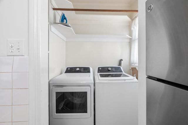 36333635 Webster Street, San Francisco CA: https://media.crmls.org/mediaz/7c9b7aa6-52a6-4eea-8653-ddb20bf274b6.jpg