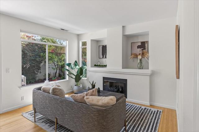 205 Houghton Street, Mountain View CA: https://media.crmls.org/mediaz/7c9b7f9d-53fe-4fe8-b1a0-780787b5c425.jpg