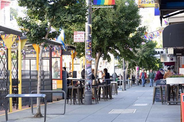 4096 17th Street, San Francisco CA: https://media.crmls.org/mediaz/7c9b8078-882c-4543-b059-d8b66db57f2b.jpg
