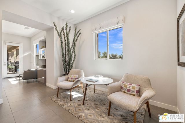 504 Retreat Circle, Palm Desert CA: https://media.crmls.org/mediaz/7c9bbfde-b79f-4e3e-af4a-50282fc4faea.jpg