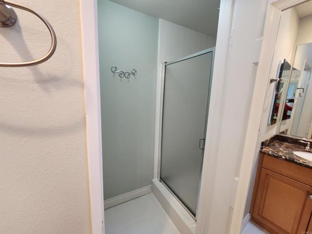 Detail Gallery Image 25 of 43 For 8597 via Mallorca #F,  La Jolla,  CA 92037 - 2 Beds | 2/1 Baths