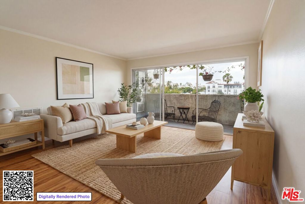 8400 De Longpre Avenue #410