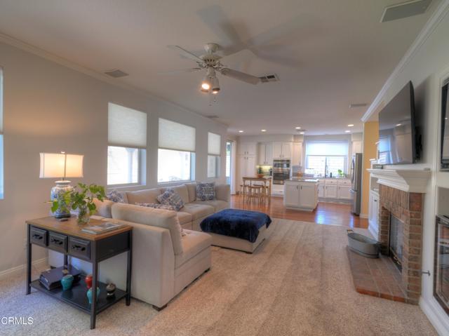 Detail Gallery Image 15 of 54 For 29047 Ironwood Ln, Saugus,  CA 91390 - 3 Beds | 3 Baths