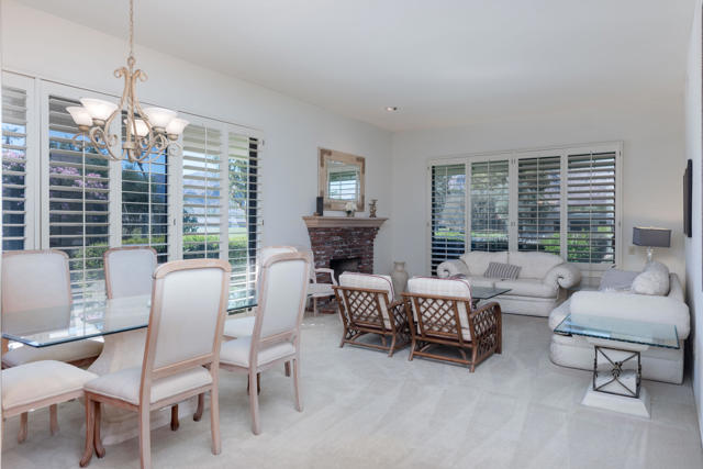 9 Wake Forest Court, Rancho Mirage CA: https://media.crmls.org/mediaz/7c9de61e-7692-4ff8-984c-b71d24ded809.jpg