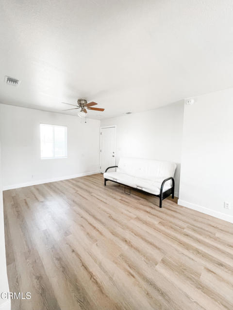Detail Gallery Image 5 of 13 For 1121 W Exposition Bld, Los Angeles,  CA 90007 - 2 Beds | 1 Baths