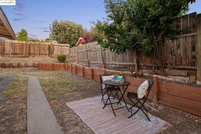 2590 Kavanagh Rd, San Pablo CA: https://media.crmls.org/mediaz/7c9ecb58-3304-467e-81a0-9335be5a029e.jpg