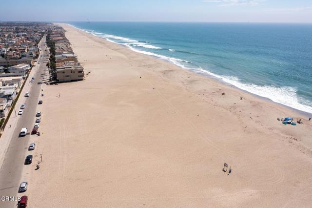 5540 W 5TH Street, Oxnard CA: https://media.crmls.org/mediaz/7c9ecbb2-cb34-469e-92e3-f7236353a181.jpg