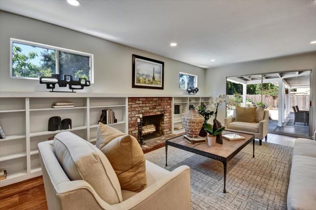 374 W Edith Avenue, Los Altos CA: https://media.crmls.org/mediaz/7c9fc451-5295-40b9-87e0-5237eed48c8c.jpg