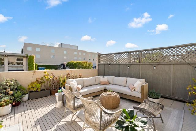 685 High Street, Palo Alto CA: https://media.crmls.org/mediaz/7c9fd46d-5eb1-4a73-b812-3907404543e6.jpg