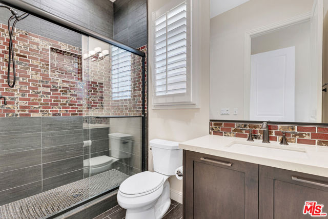 11945 Mirabel Way, Porter Ranch CA: https://media.crmls.org/mediaz/7ca03938-1157-4865-bd5b-8603678e3712.jpg